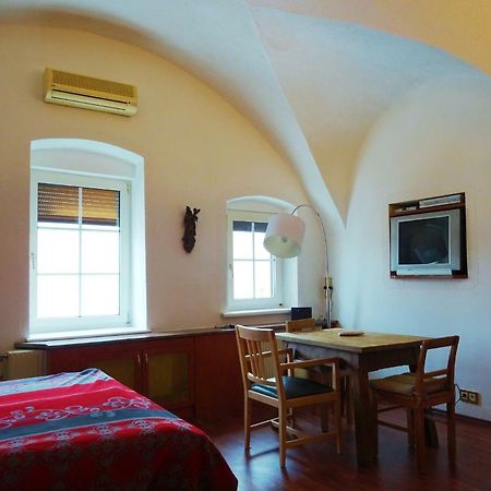Gewoelbezimmer Am Marktplatz Gmunden Ngoại thất bức ảnh
